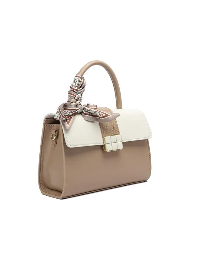 فايور Chic Flap Handbag BD 185